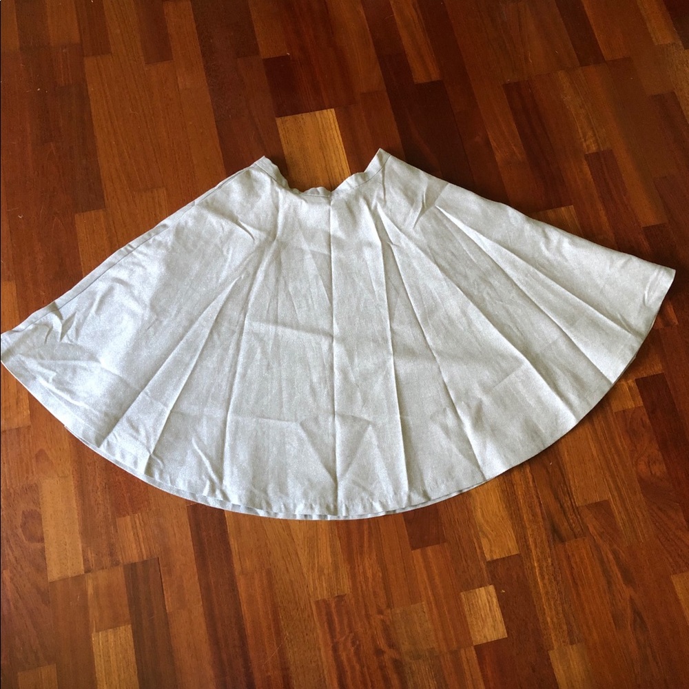 Comme Toi Shiny Silver Circle Skirt PUG Vintage